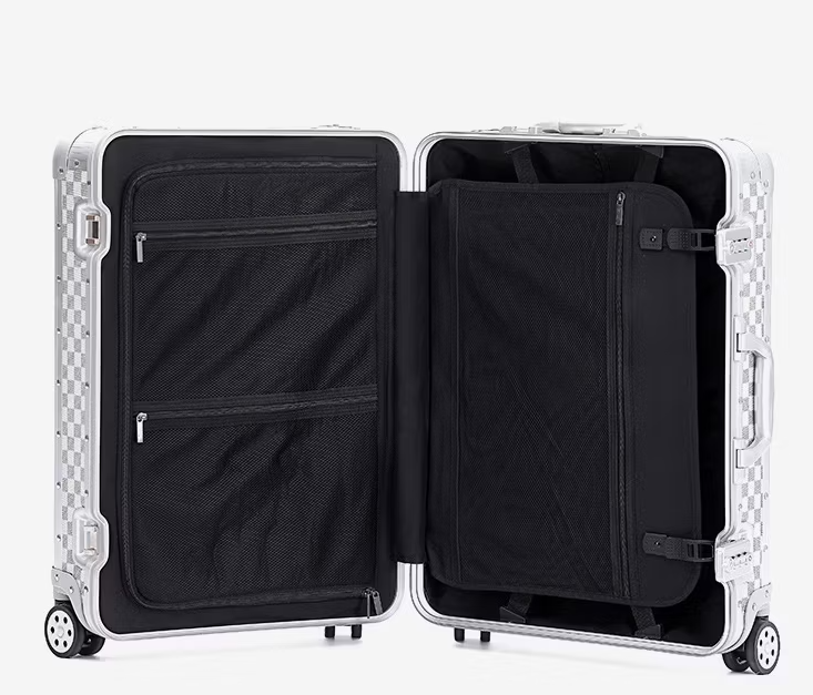 Unisex Aluminum Frame Luggage with Spinner Caster Pull Rod Checkerboard Password Trolley Suitcase New Features